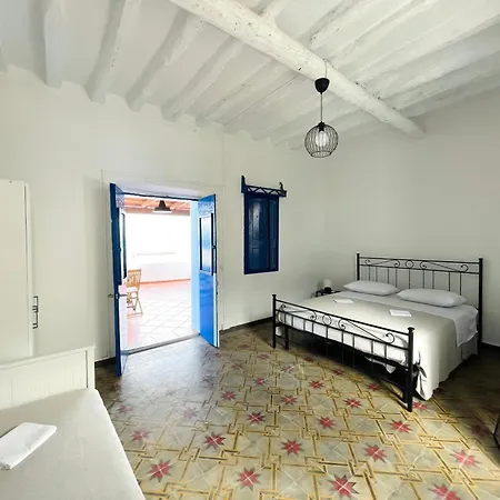 Apartment Margherita - A Due Passi Dal Corso Di A 100 Mt Dalla Santa Marina Salina